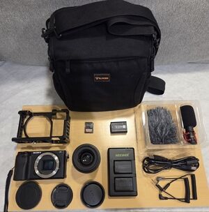 Sony Alpha A6400 Mirrorless Camera Kit With Sigma 30mm Lense, Accessories & Bag